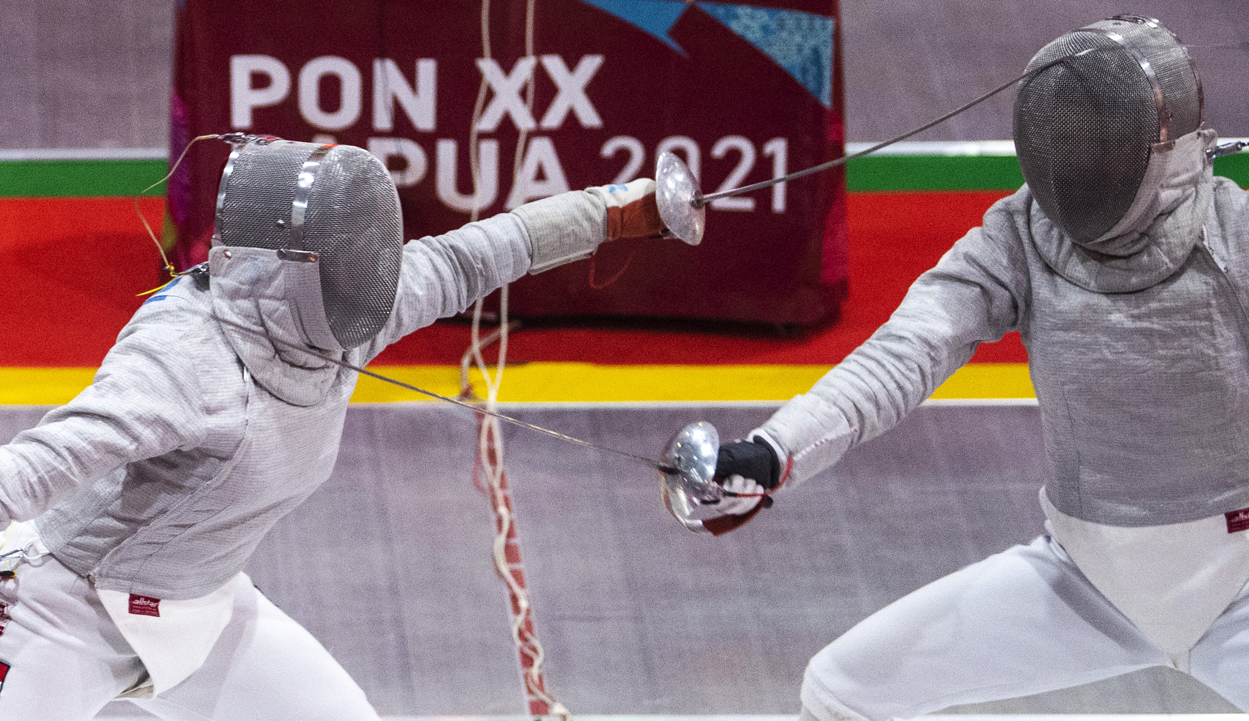 Kaltim Raih Emas Anggar Kategori Sabel Individual Putri