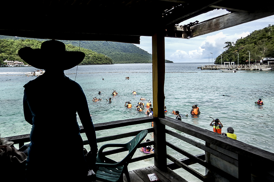 Wisata di Pantai Rubiah