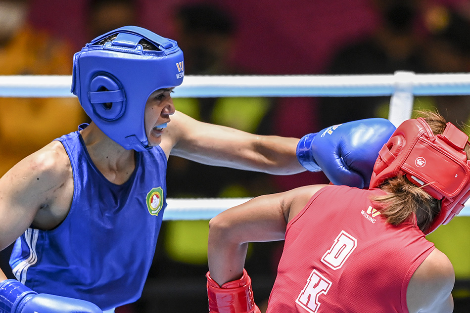 Petinju Putri DKI Jakarta Raih Medali Emas