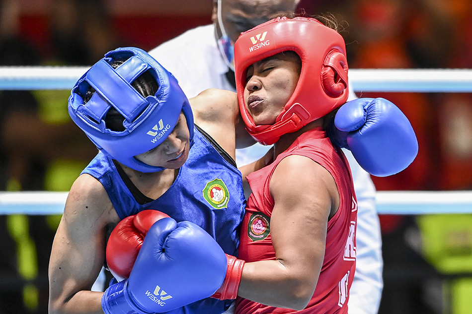 Petinju Putri DKI Jakarta Raih Medali Emas