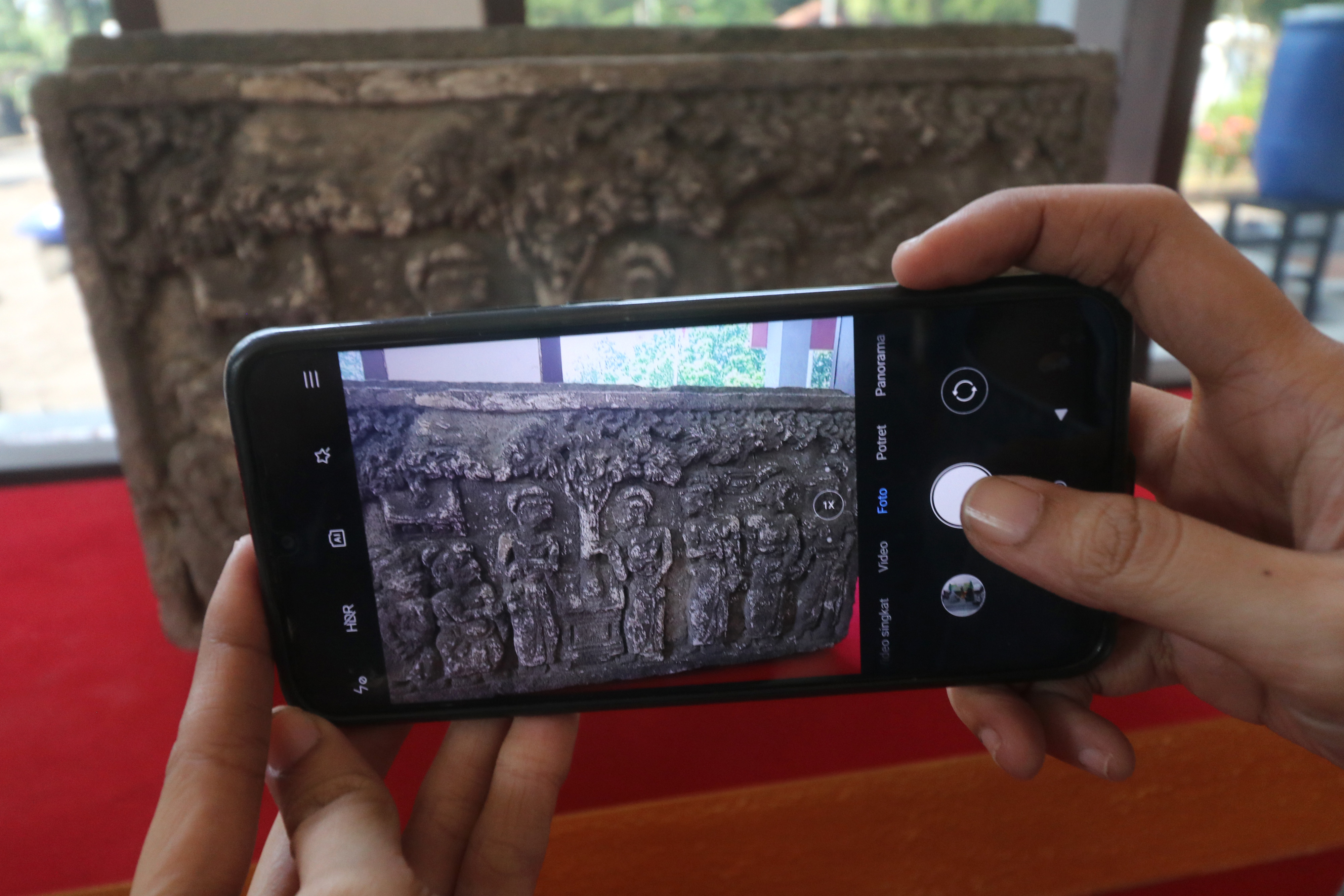 Belajar Membaca Relief Cerita Panji