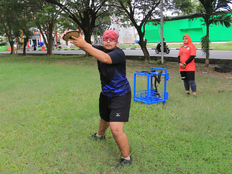 Latihan Atlet Paralimpik Aceh