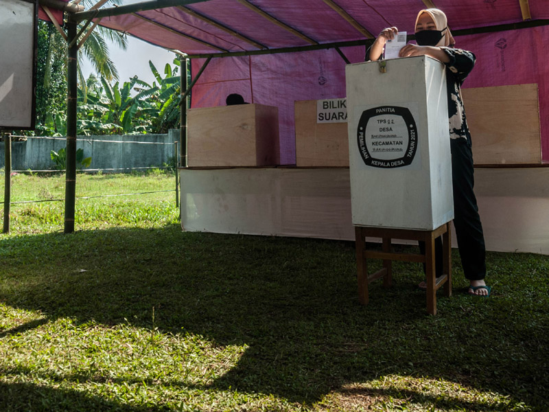 Pelaksanaan Pilkades Serentak Di Lebak Bulus