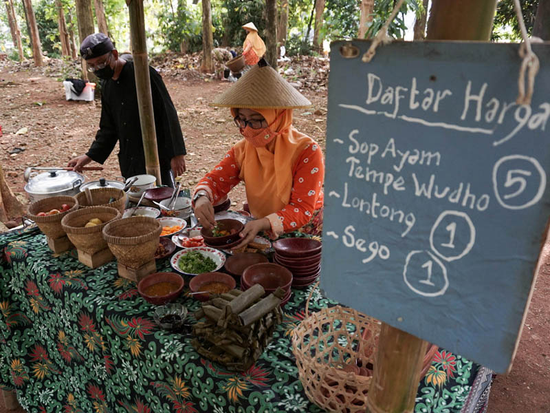 Wisata Kuliner Minggon Jatinah Buka Kembali