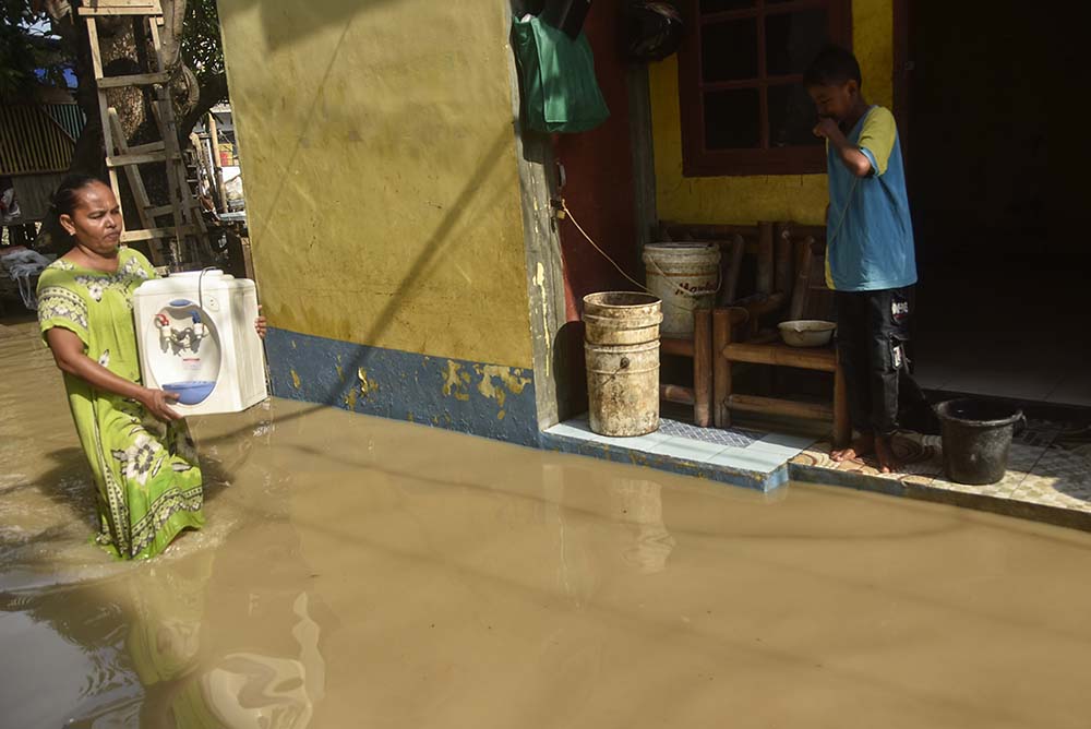Banjir Akibat Kali Bekasi Meluap