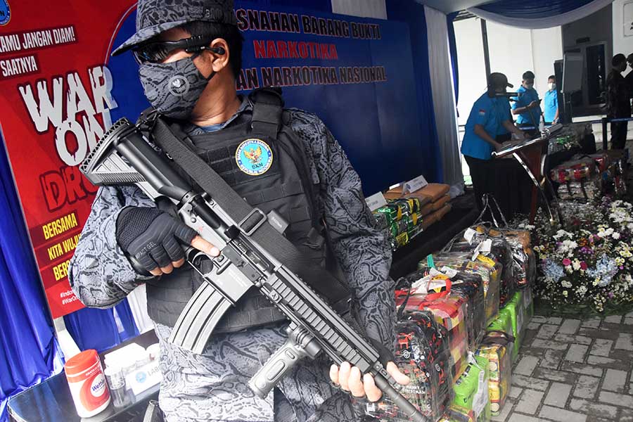 BNN Musnahkan 465 Kg Sabu dan 113 Kg Ganja