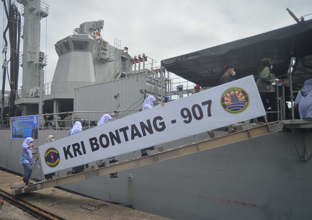 Serbuan Vaksinasi Maritim