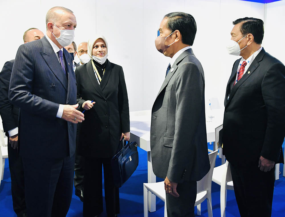 Presiden Joko Widodo Bertemu Presiden Turki Recep Tayyip Erdogan di sela-sela KTT G-20