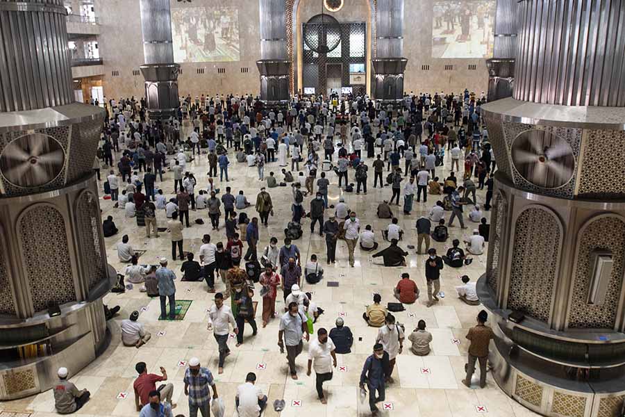 Kasus Covid-19 Indonesia di Bawah Satu Persen 