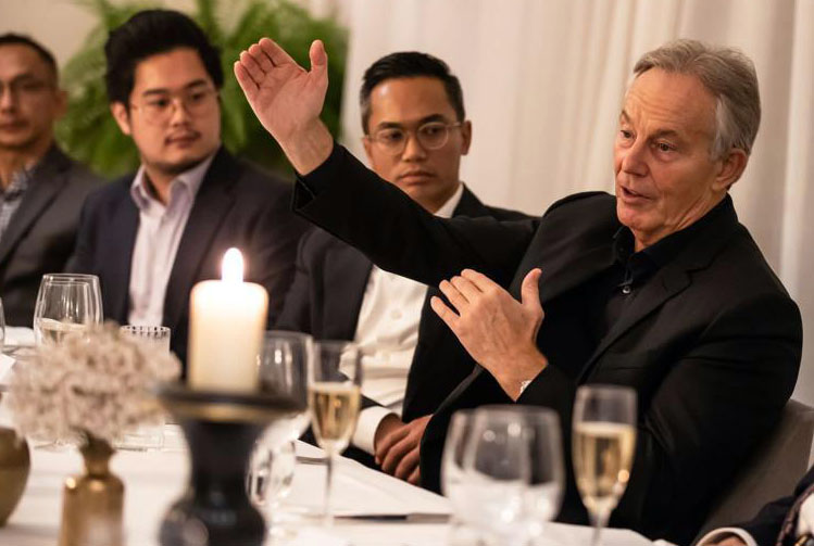 Menko  Luhut dan Kadin Bertemu Tony Blair Bahas Isu Lingkungan dan Ibu Kota Baru