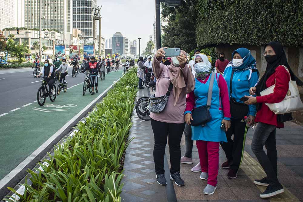 Warga Mulai Memadati Ruang Publik