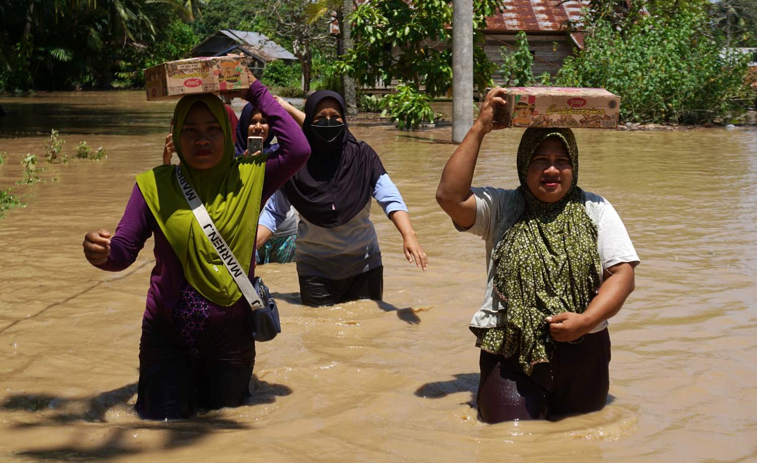 Banjir Luapan Air Sungai di Mamuju