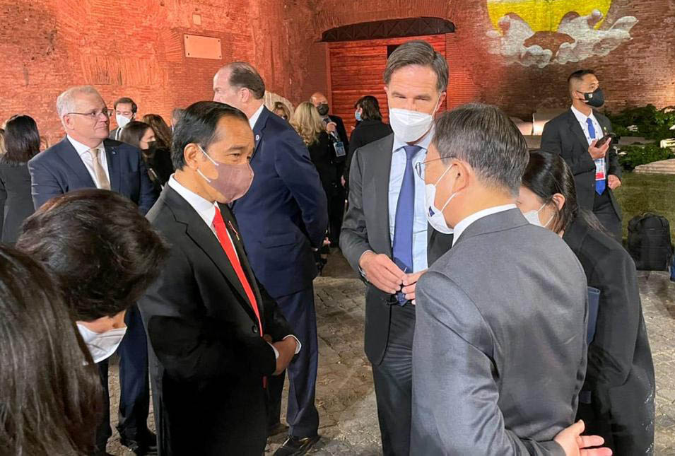 Presiden Joko Widodo Bertemu Pemimpin Negara G20 di Roma