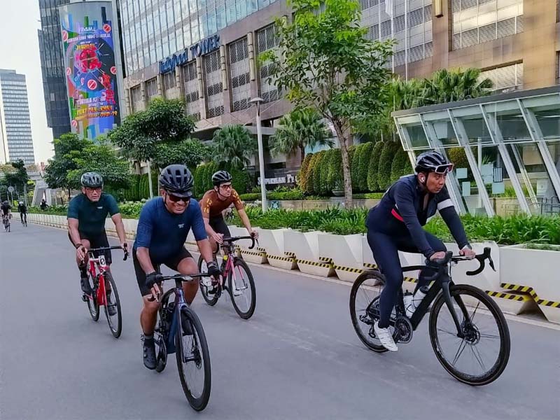 Melepas Pesepeda Tour KSI