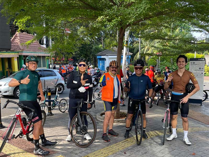 Melepas Pesepeda Tour KSI