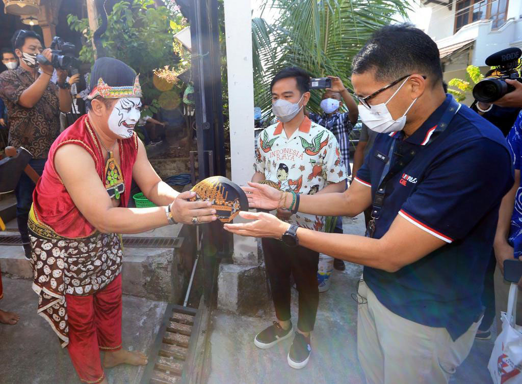 Sandi-Gibran Sepakat Kembangkan Kesenian dan Ekraf Untuk Pemulihan Ekonomi