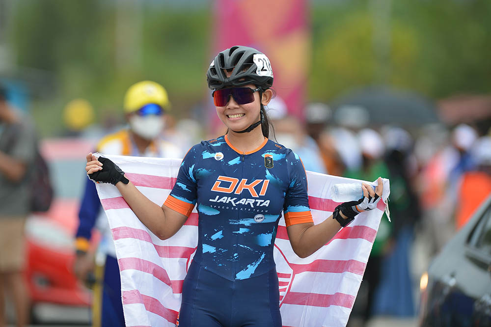 Final Sepatu Roda Marathon Putri