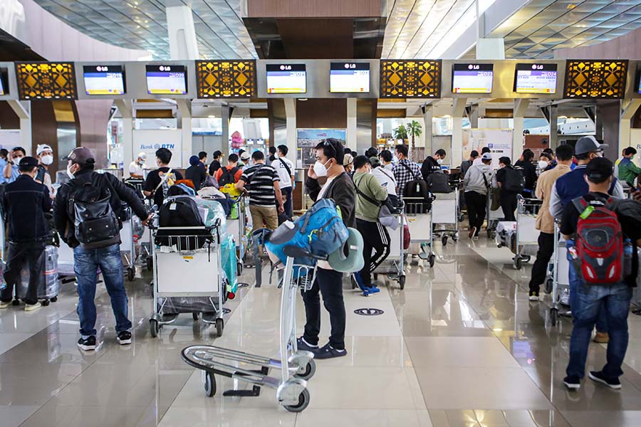 Syarat Penerbangan Jawa-Bali Terbaru Wajib Tunjukan Surat Negatif RT-PCR 