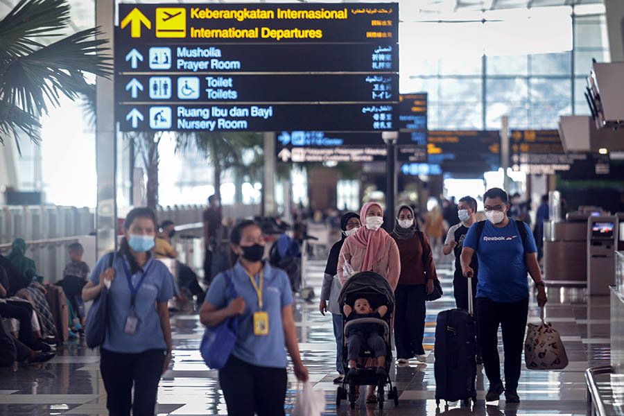 Syarat Penerbangan Jawa-Bali Terbaru Wajib Tunjukan Surat Negatif RT-PCR 