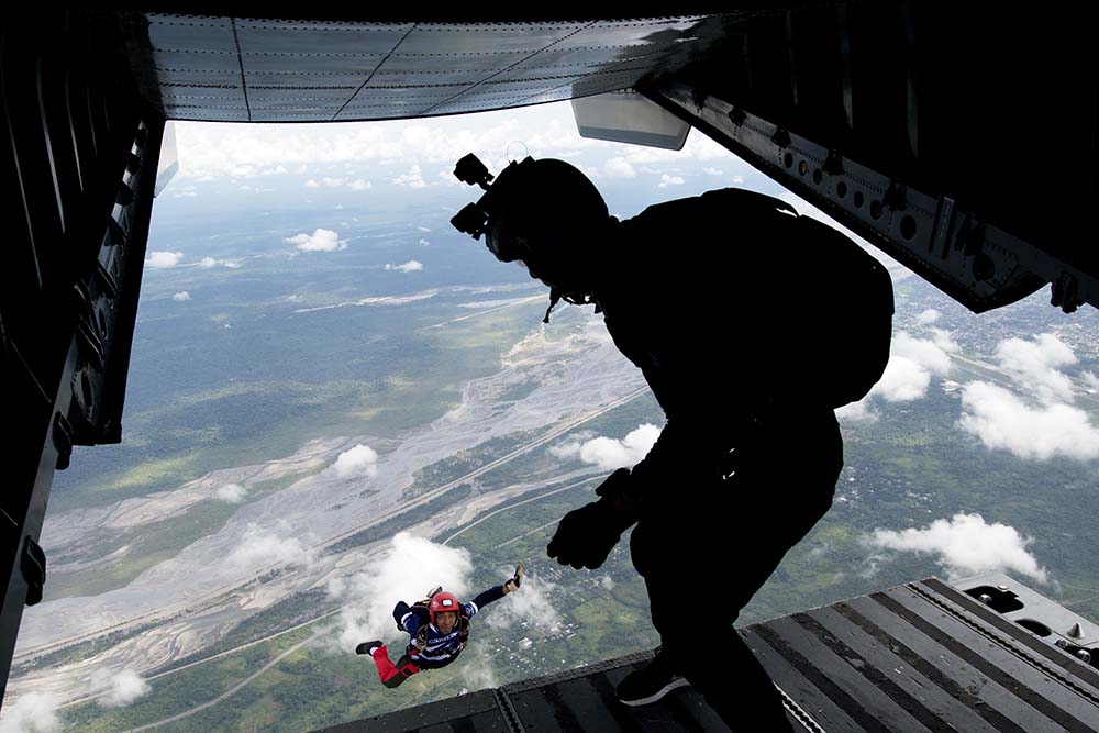 Terjun Payung Kelas Antarparasut