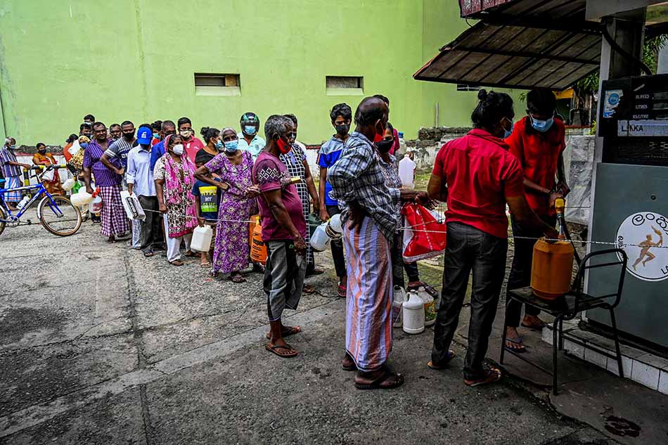 Antre Minyak Tanah di Kolombo