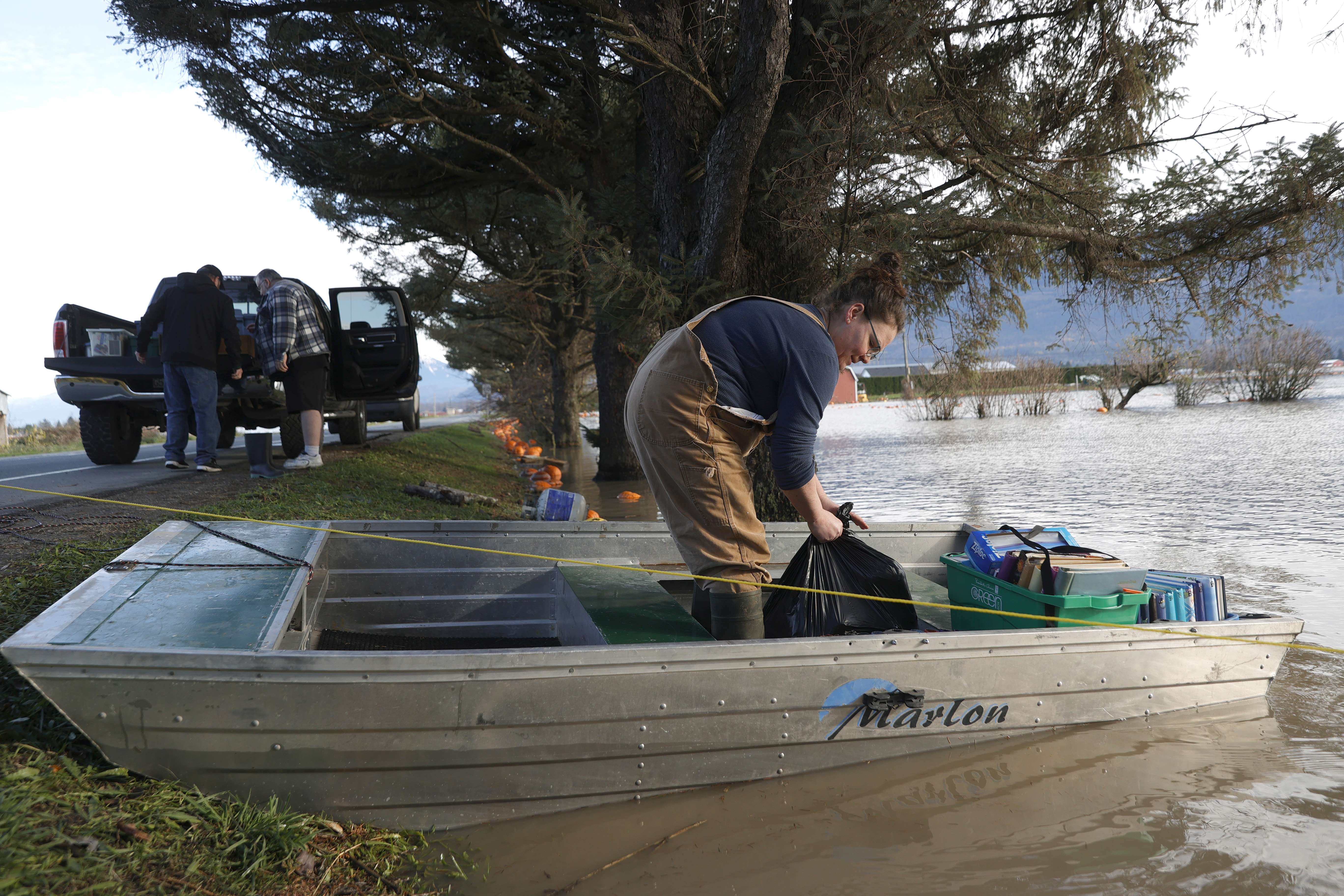 Sepekan Banjir Besar dan Tanah Longsor di Kanada