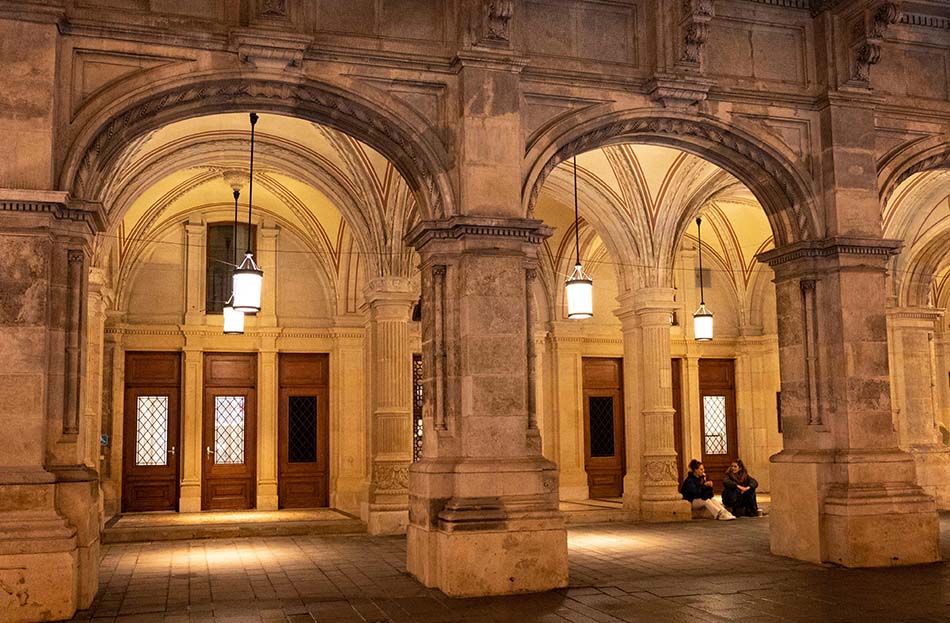 Austria Kembali Lockdown Total