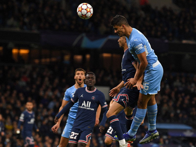 Citizens Imbang Melawan PSG