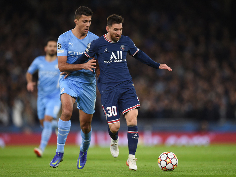 Citizens Imbang Melawan PSG