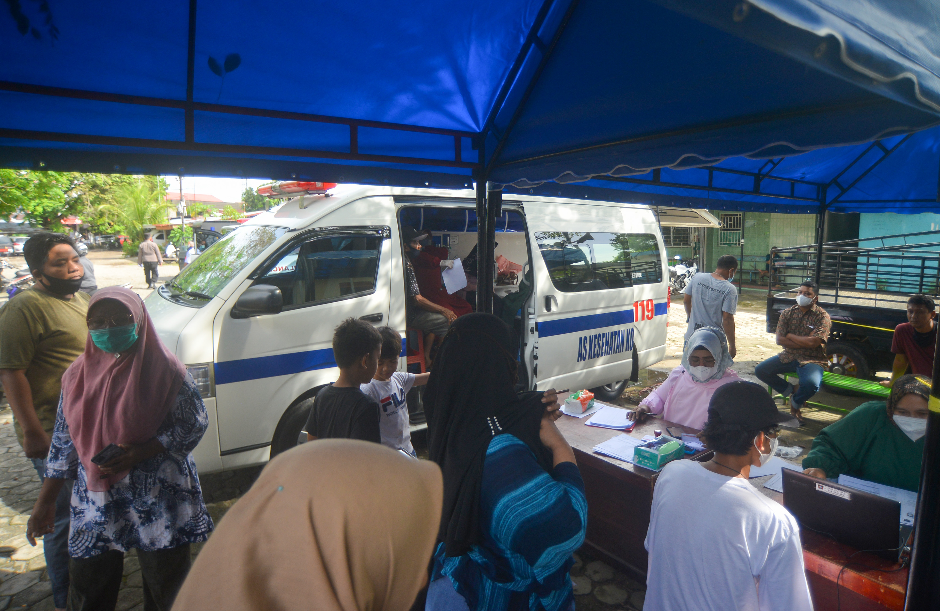 Mobil Vaksinasi Keliling