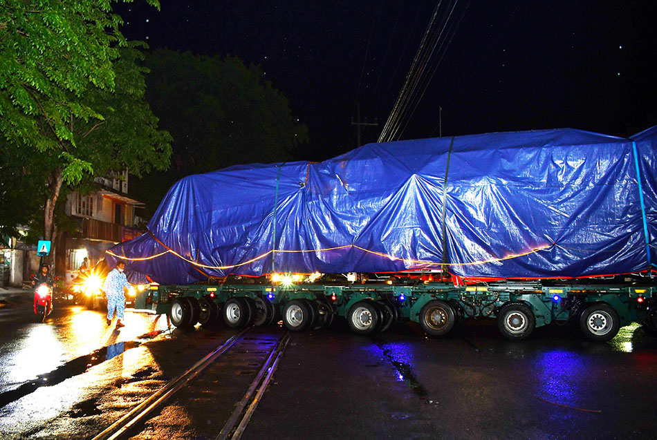 Kereta LRT Jabodebek yang Tabrakan Dibawa ke Madiun