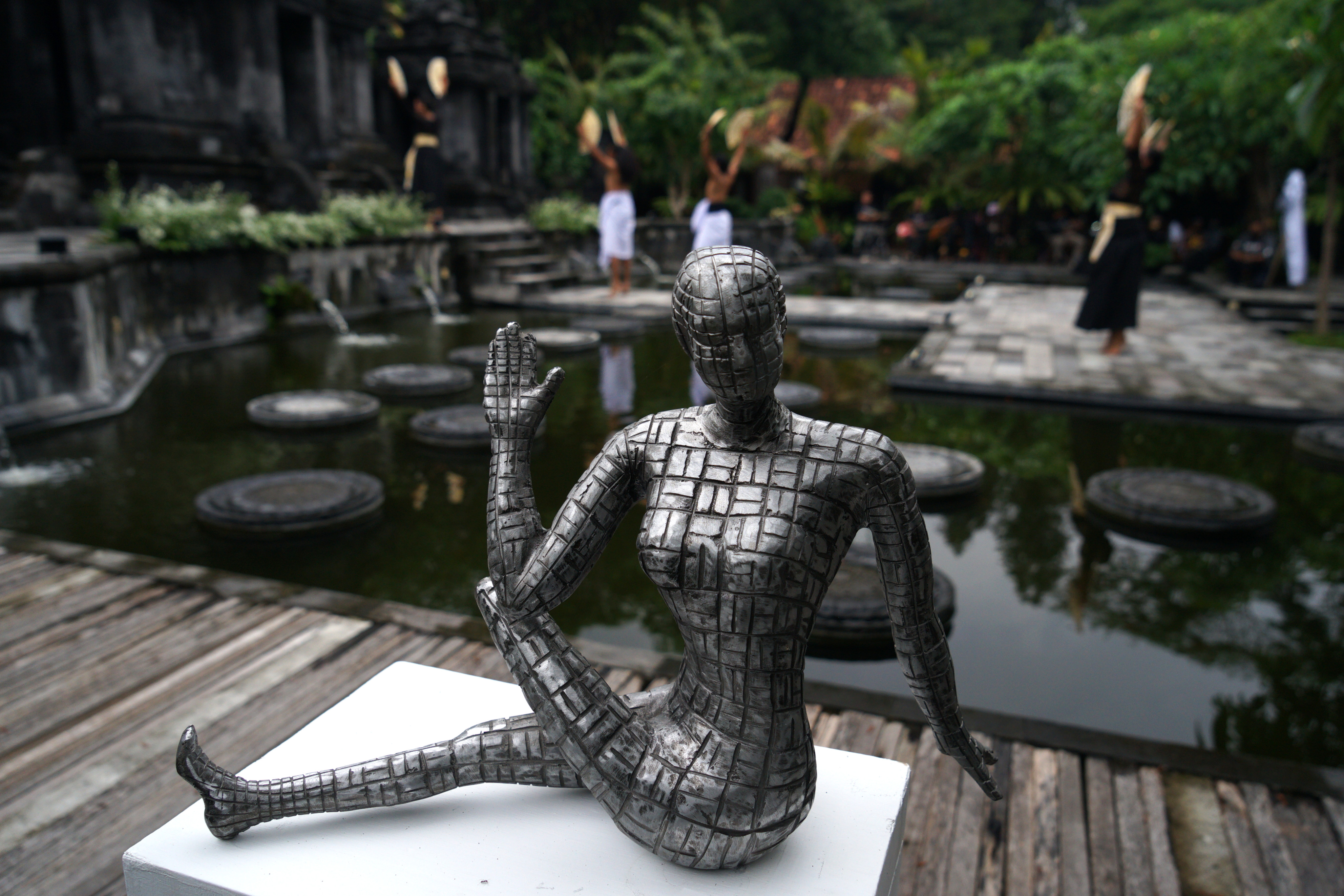 Pameran Tunggal Timbul Raharjo