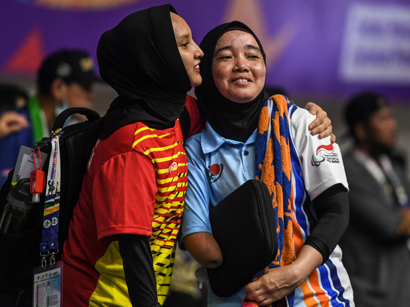 Juara Tenis Meja Putri Klasifikasi T10