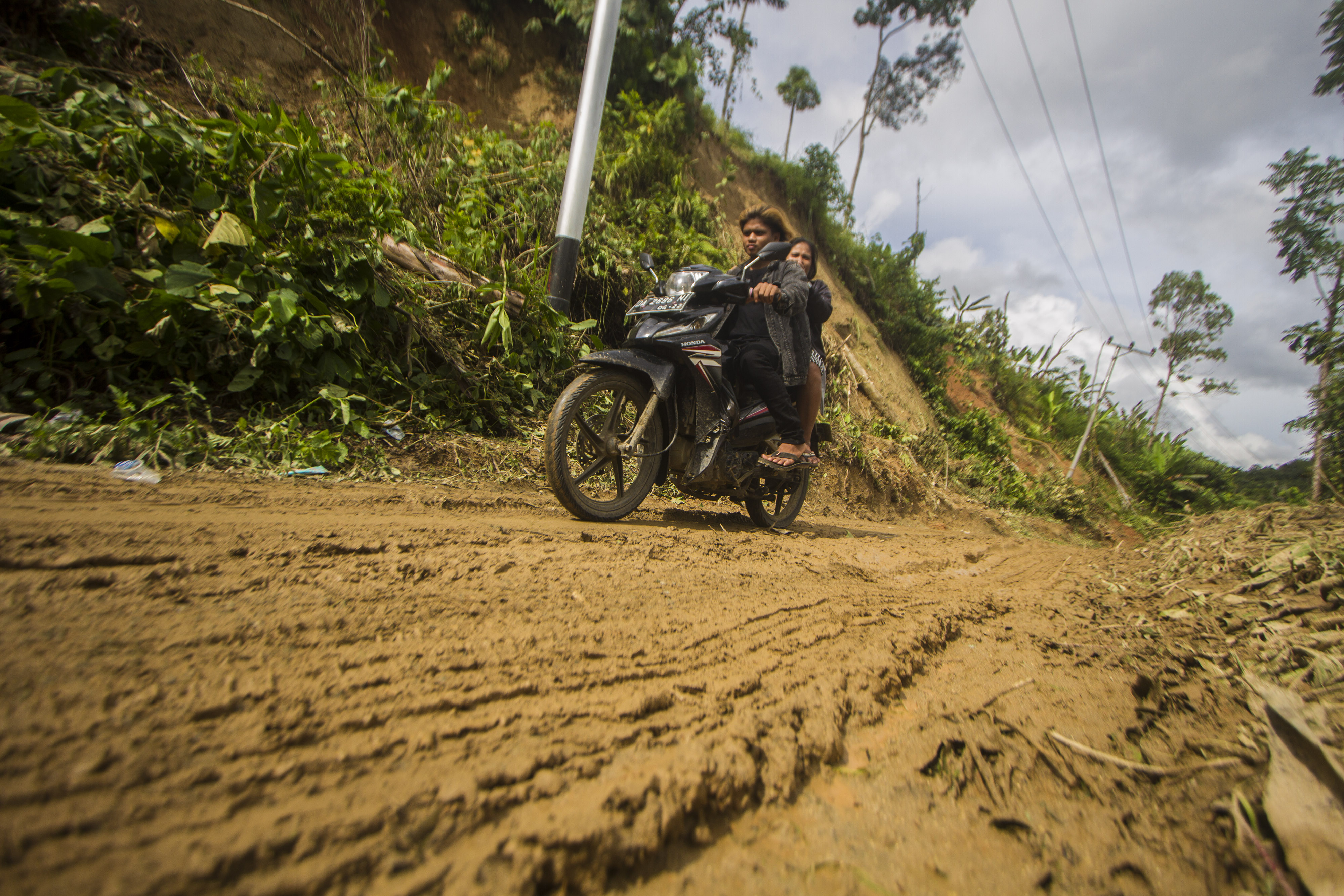 Tanah Longsor di Kabupaten Hulu Sungai Tengah