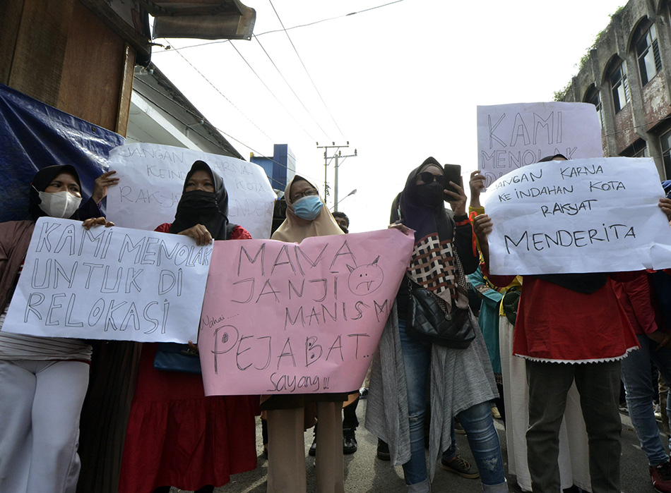 Penolakan Penggusuran dan Relokasi PKL Pasar Bambu Kuning