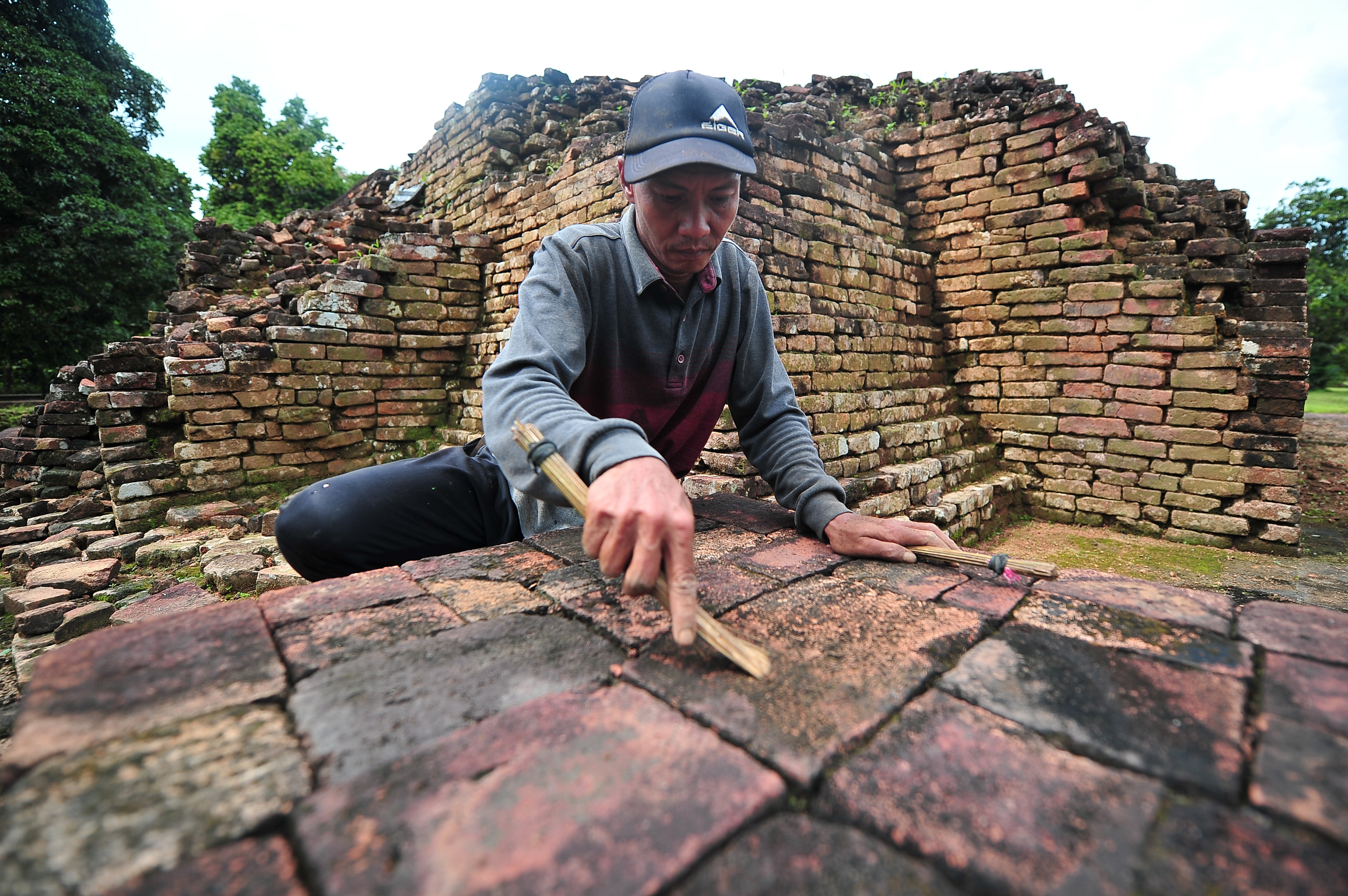 Pemeliharaan Struktur Percandian Muarajambi