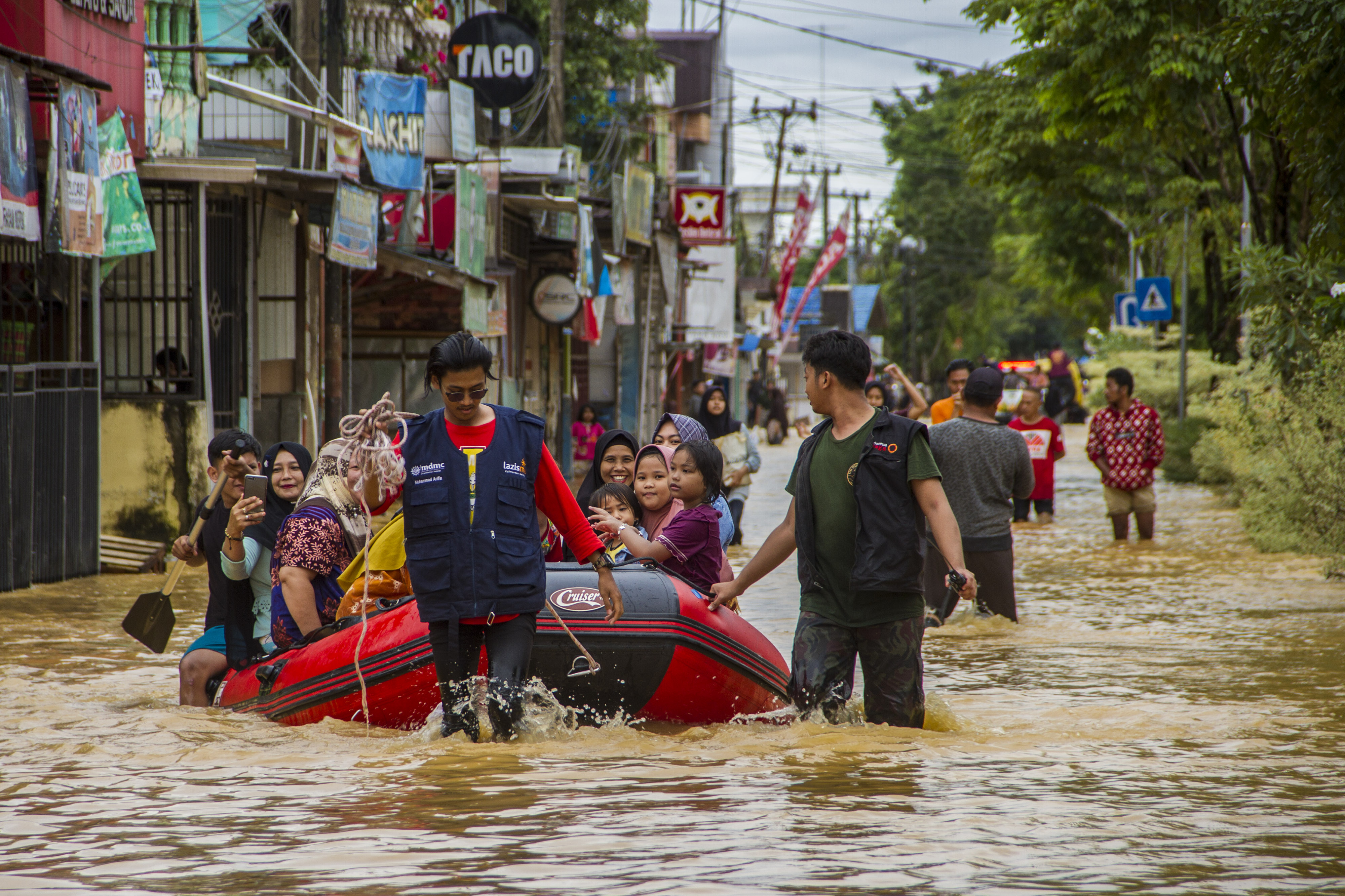 Ribuan Warga Mengungsi Akibat Banjir di Kalimantan Selatan