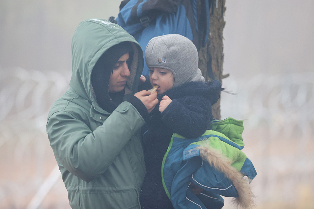 Nasib Tragis Para Imigran Gelap di Perbatasan Belarus dan Polandia