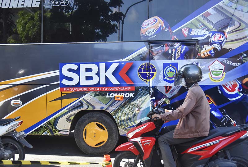 Bus Khusus untuk Penonton World Superbike Mandalika 