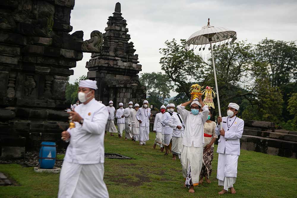 Upacara Abhiseka di Candi Prambanan