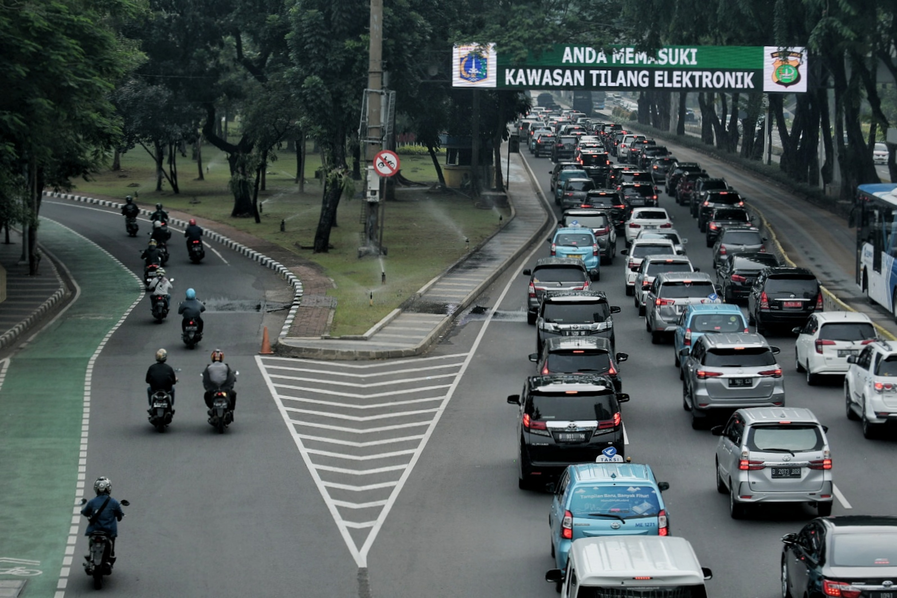 Hari Terakhir Penerapan PPKM level 2 di Jakarta