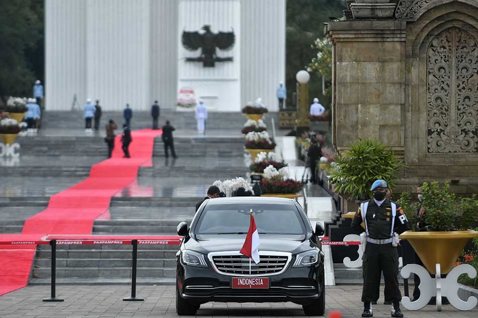  Upacara Peringatan Hari Pahlawan di TMP Kalibata 