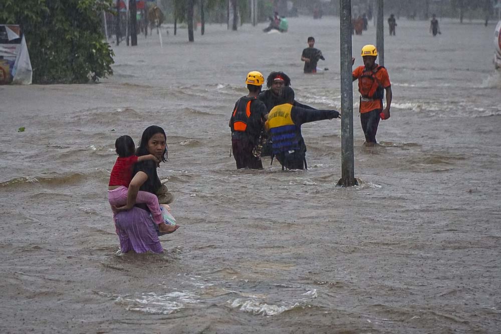 Banjir Sejak Tiga Pekan di Sintang Belum Surut