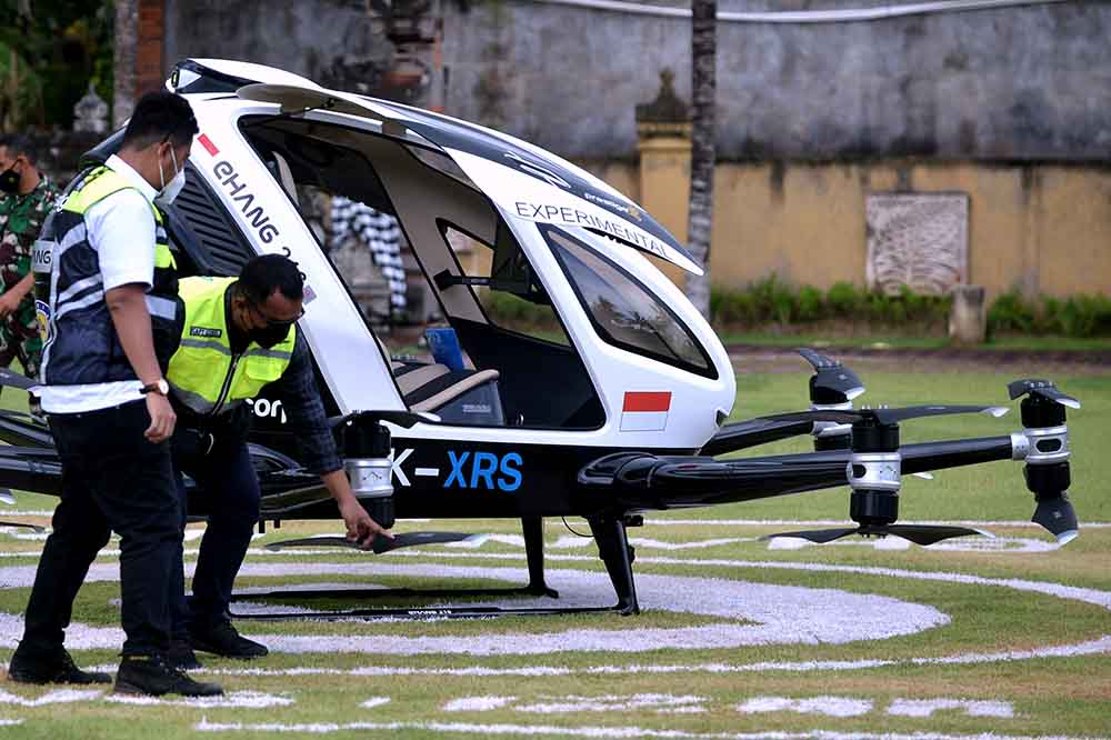 Uji Coba Taksi Terbang