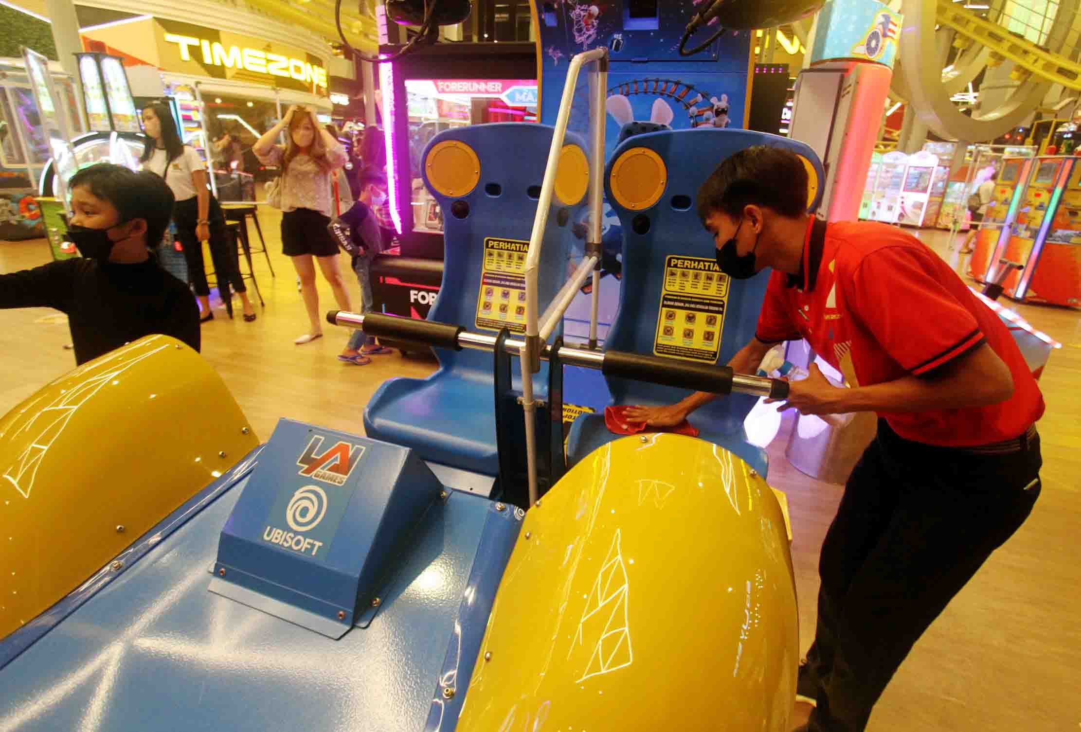 Wahana Bermain Timezone Kembali Dibuka