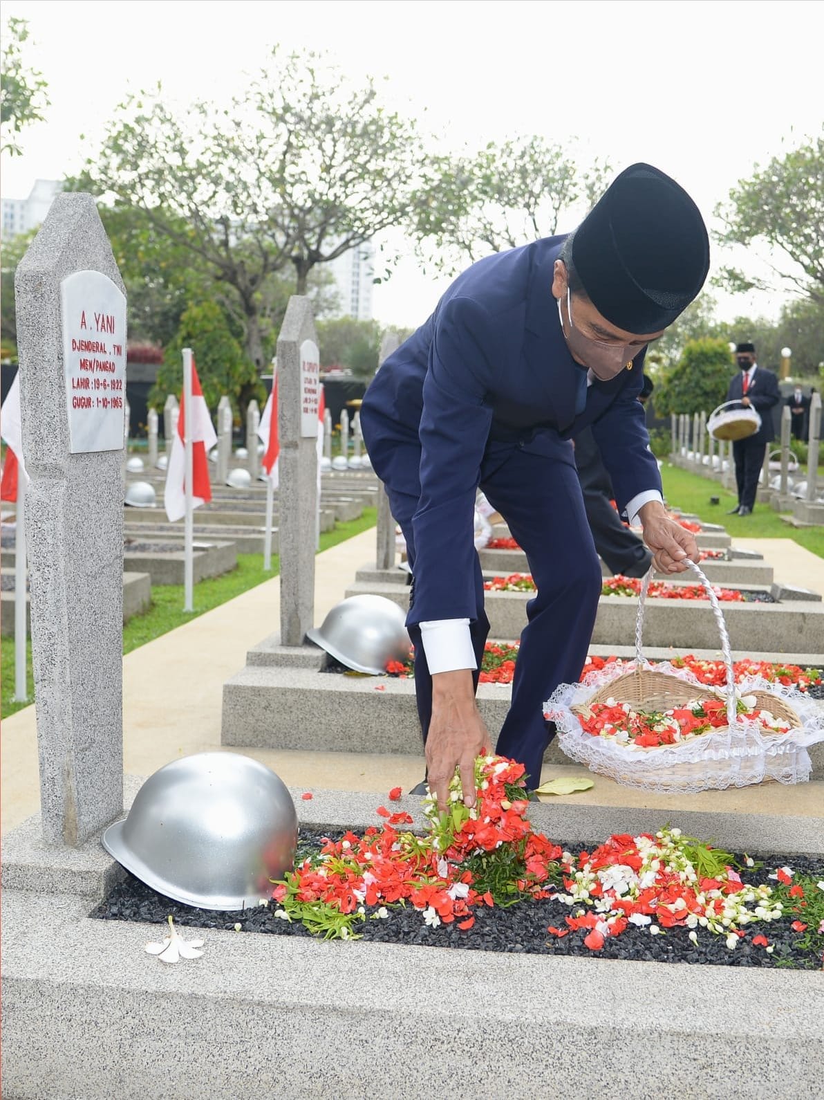 Upacara Ziarah Nasional Hari Pahlawan Nasional 2021 
