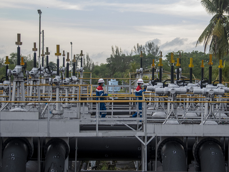 Mengembalikan Kejayaan Blok Rokan