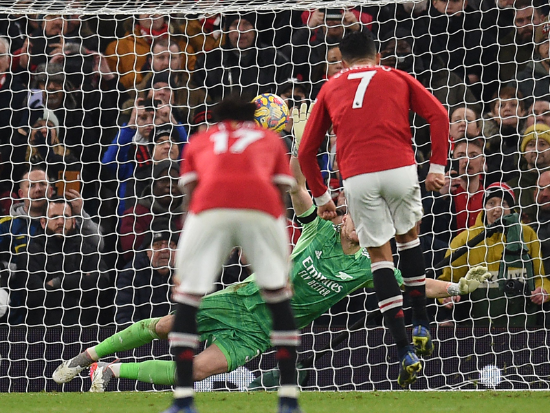 Setan Merah Tundukkan Arsenal