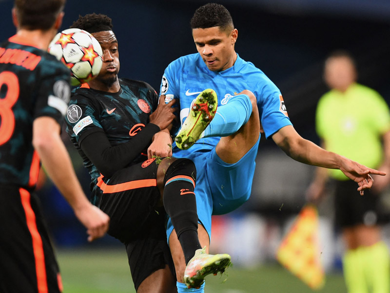 Zenit Tahan Imbang Chelsea