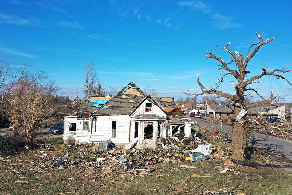 Tornado Hantam Kentucky